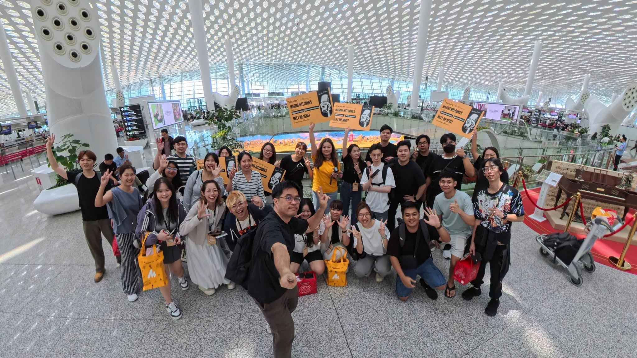 พบปะและแลกเปลี่ยนประสบการณ์